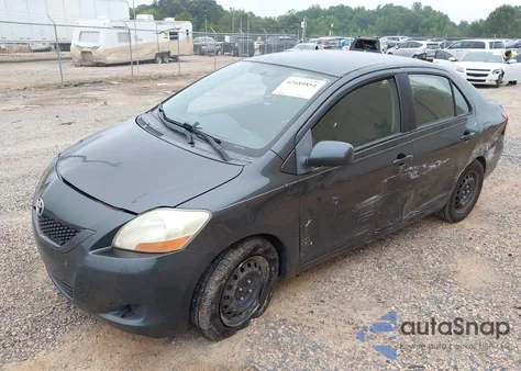 2010 Toyota Yaris z USA, uszkodzony, nr VIN JTDBT4K33A1379134